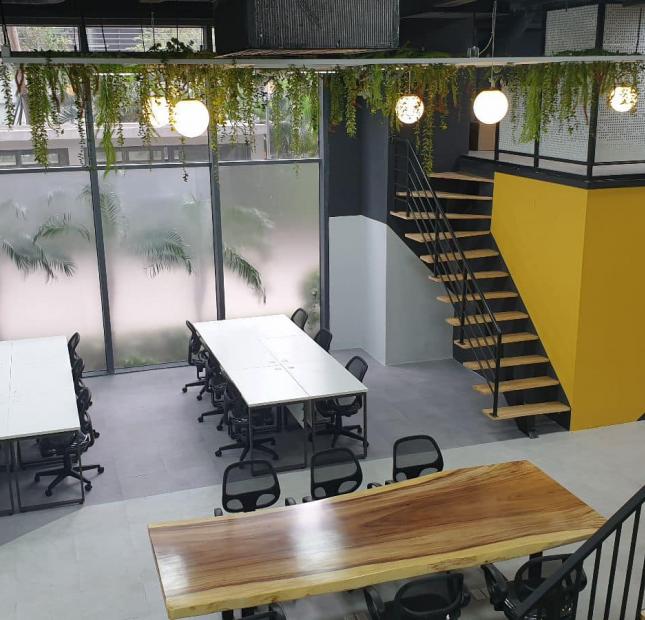 Cho thuê văn phòng 500m2 siêu đẹp đường Hoàng Quốc Việt, đủ nội thất