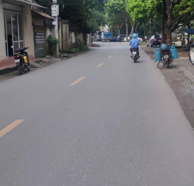 Hiếm đẹp như mơ giá đầu tư nhỏ tiền 80m2 chia được 2 lô oto tải vào nhà 1.75 tỷ LH 0343804666