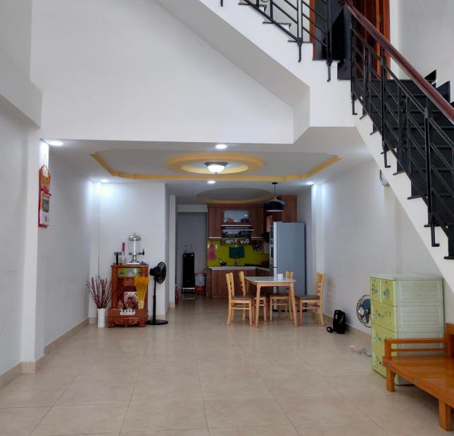 Nhà ĐẸP HIẾM HXH Nguyễn Văn Công 66m2 (4.5 x 15m) 4 Tầng chỉ 8tỷ