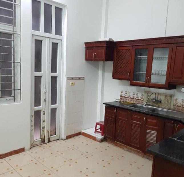Bán Nhà Phân Lô Trần Duy Hưng - Cầu Giấy - Gara Ô Tô DT 59m2 4 tầng Giá 12 tỷ.