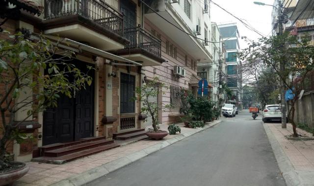 Bán nhà phố Nguyễn Trãi 40m2, 5T, MT6m gara ô tô 1 nhà ra phố vip quận Thanh Xuân