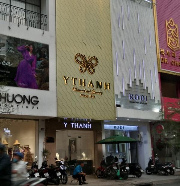 Bán nhà mặt tiền Trần Quang Diệu, Quận 3, DT: 4.2x20m, Thuê 55tr/tháng, Giá 20.3 tỷ