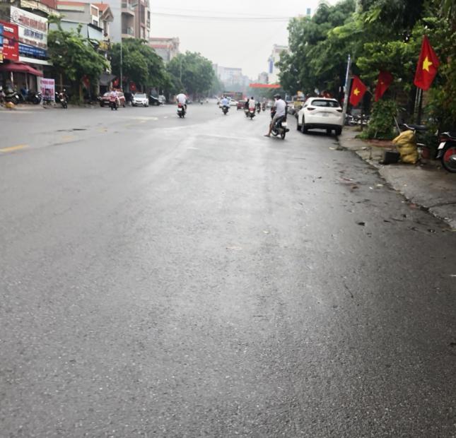ngay ngã tư thành phố Từ Sơn phường Phù Khê em có mảnh đất diện tích 120 mặt tiền gần 5 m  giá