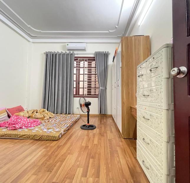 Nhà hiếm! chỉ 3.43tỷ-52m2-5T, Cho Thuê Tốt, Bán Nhà Văn La, Đt:0977690119 (Gọi 24/7)