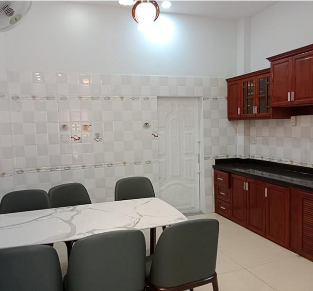 BÁN NHÀ 4 Tầng HẺM XE TẢI LỚN THÔNG đường PHẠM VĂN CHIÊU 50m2 chỉ 6 tỷ xíu(TL)