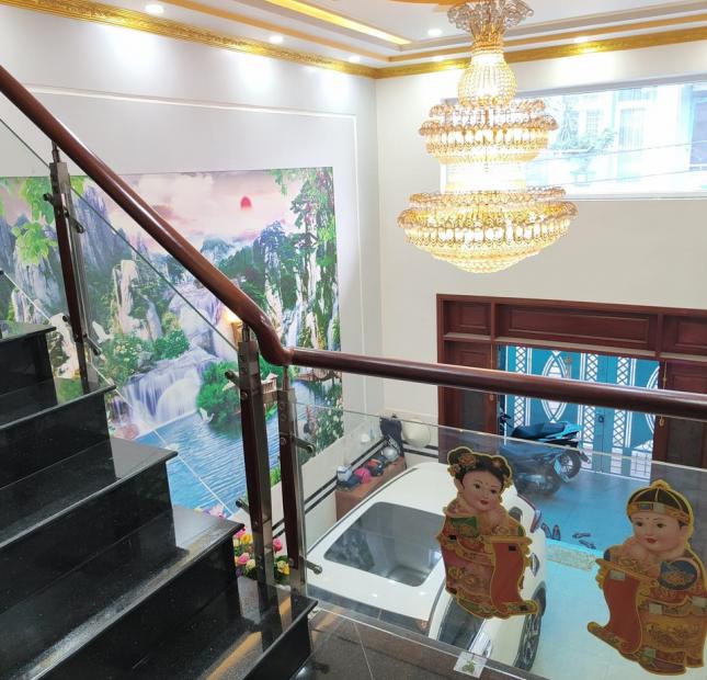 Nhà 6 lầu mặt tiền Trần Thánh Tông, 100m2, ngang 5m, thang máy, KD cực hot, 15.9 tỷ.