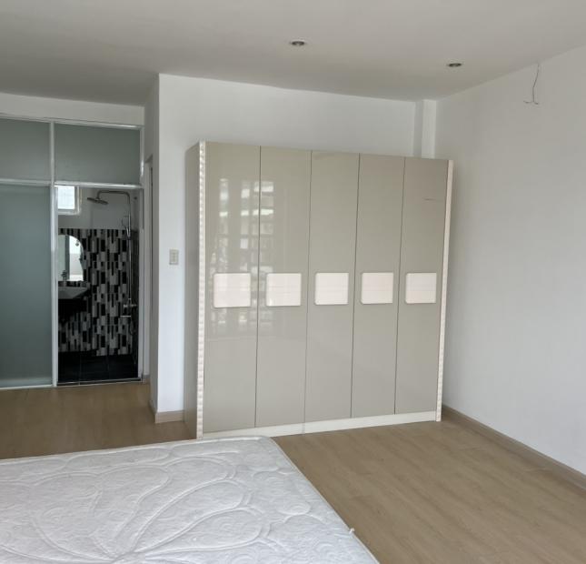 Bán nhà hẻm 6m phan đình phùng p.1 Q.PN trệt 4Lầu giá đầu tư