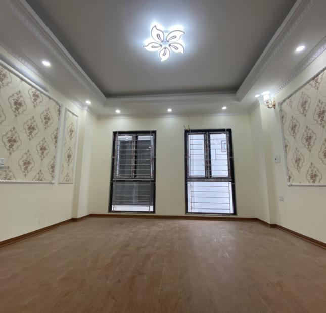 Bán nhà 4 tầng (30m2 - 3pn) tại Yên Nghĩa, Hà Đông. Giá 2,1 tỷ, cách 5p ql6