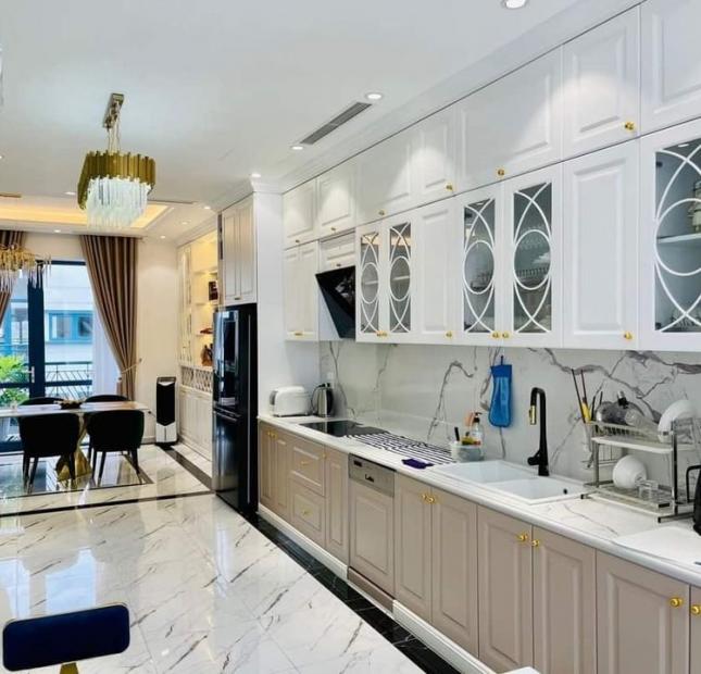 Chung cư CC Tràng An Complex - Số 1 Phùng Chí Kiên 4.89 tỷ, 94m2