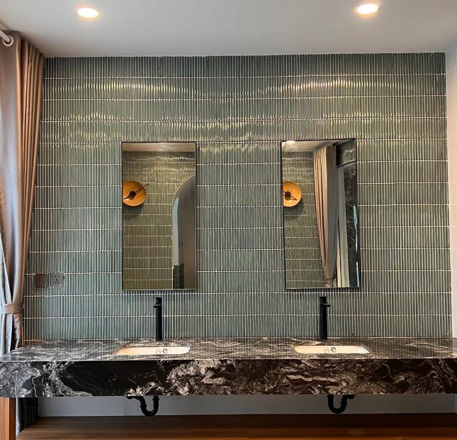 Bán nhà 2 mặt ô tô,phân lô khu VIP  tại Đường Bưởi, Ba Đình, diện tích 79m2,6 tầng thang máy giá 23 Tỷ