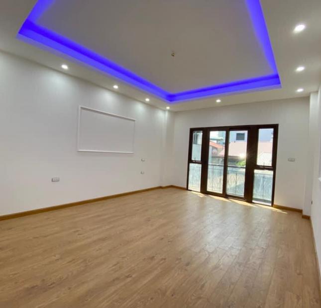 Nhà mới lô góc Thụy Khuê ngõ thông Hồ Tây lộng gió,5 tầng 49m2 giá 5 tỷ