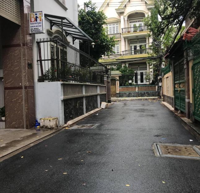 Bán gấp nhà hẻm 12m 127 Âu Cơ, Quận 11 , DT: 8,2 x 21 m giá 25 tỷ