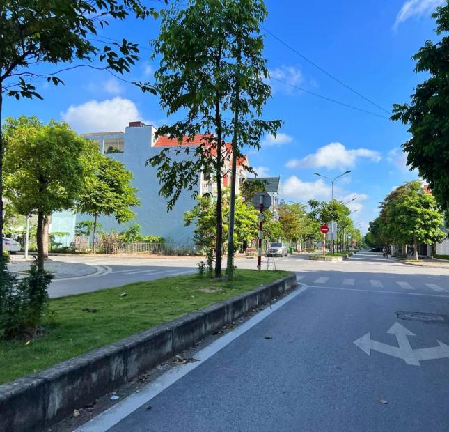 Đất lô góc đường đôi Nguyễn Cao, KĐT Tuệ Tĩnh, TP HD, 90.5m2, 2 mặt đường, giá tốt