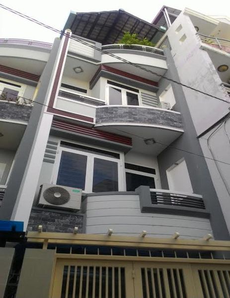 Hàng hiếm nhà mặt tiền Tô Hiến Thành, Q10. DT: 120 m2 giá chỉ 37 tỷ