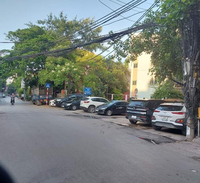 Cần bán nhà riêng. 56m2 4 tầng mặt tiền 4.6m, phố QUAN NHÂN - Quận Thanh Xuân giá nhỉnh 5 tỷ. LH
