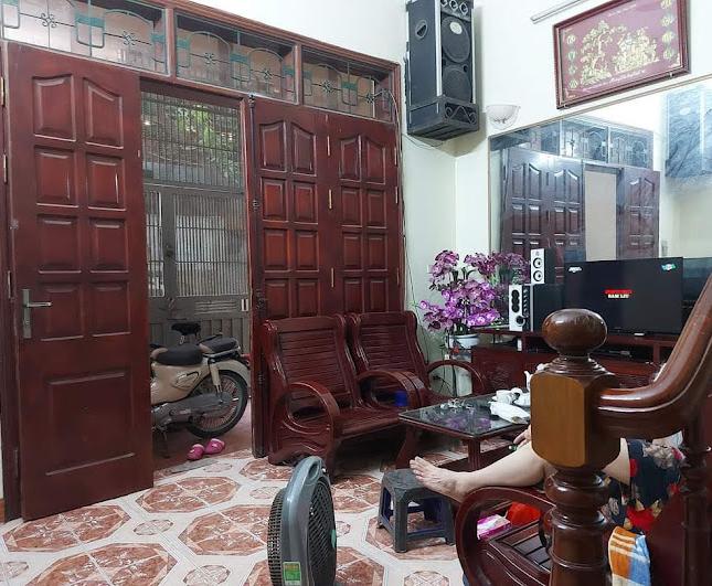 Cần bán nhà riêng. 56m2 4 tầng mặt tiền 4.6m, phố QUAN NHÂN - Quận Thanh Xuân giá nhỉnh 5 tỷ. LH