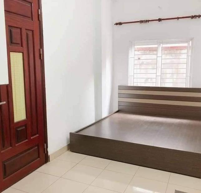 Bán nhà 5tầng 35m2 MT6.8m 3.4tỷ gần ôtô ngõ Pháo Đài Láng Đống Đa(3)