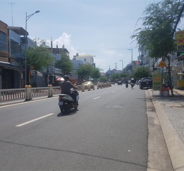 Cho thuê mặt bằng quán cafe 300m2 đường 30/4, TP Vũng Tàu