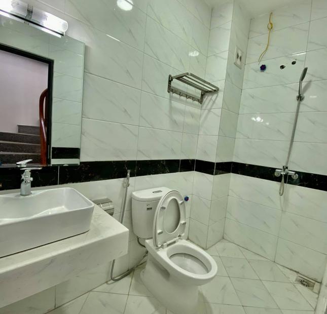 NHÀ BÌNH TÂN,THUÂN TIỆN Ở HOẶC KINH DOANH, HẺM XE HƠI,60M2 GIÁ 3.9TỶ