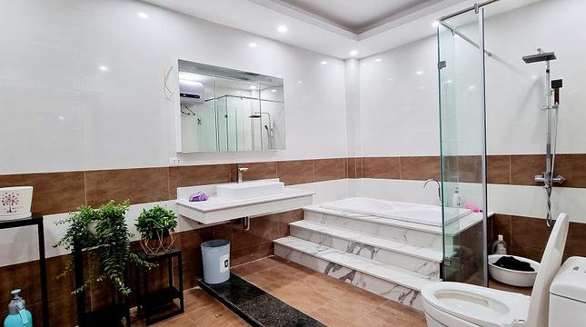 Bán Nhà Quận 11, HẺM CỰC RỘNG, 68.5m2, 8.45 TỶ HẠ CÒN 6.45 TỶ, THÍCH LÀ CHỐT, 4 Phòng