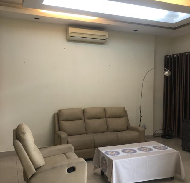 Cho thuê nhà nguyên căn 4 phòng ngủ đầy đủ nội thất giá rẻ tại Vsip 1, Thuận An, BD