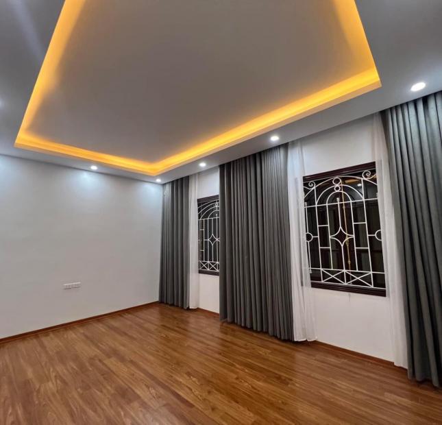 Bán nhà Ba Đình, ngõ 6 Đội Nhân giá 3.1 tỷ, 25m x4T, SĐCC