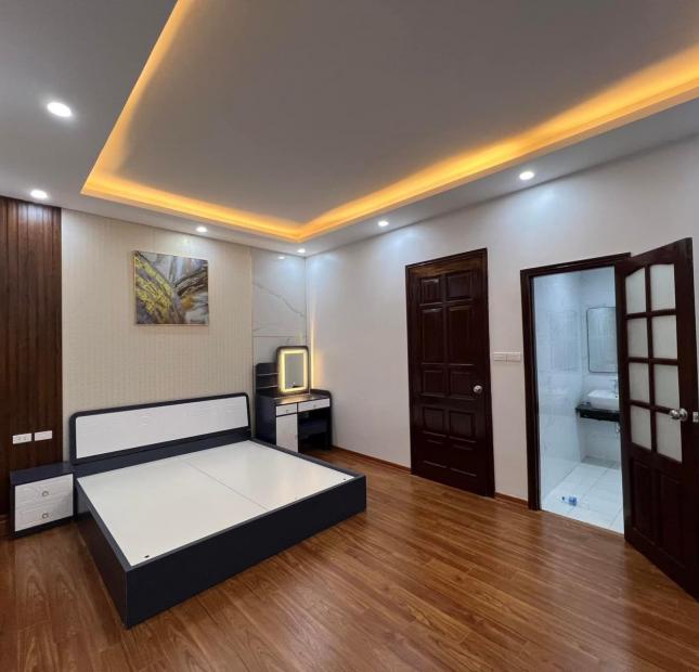 Bán nhà Ba Đình, ngõ 6 Đội Nhân giá 3.1 tỷ, 25m x4T, SĐCC