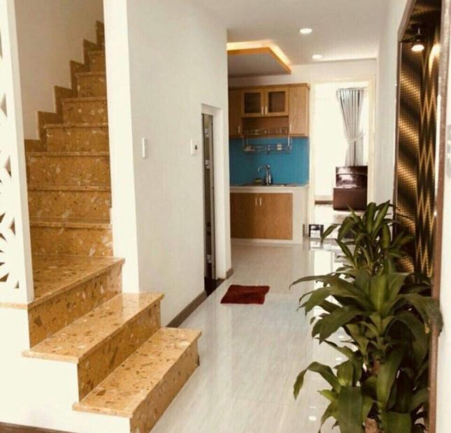Bán Gấp Nhà Hẻm Trần Bình Trọng P2 Q5. 6,5 Tỷ