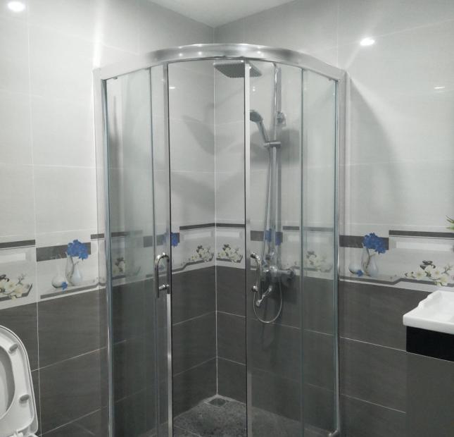 Bán nhà mặt phố Nguyễn Khánh Toàn, Phùng Chí Kiên, Đông Quan dt 45m2 x 7 t giá 13.8 tỷ