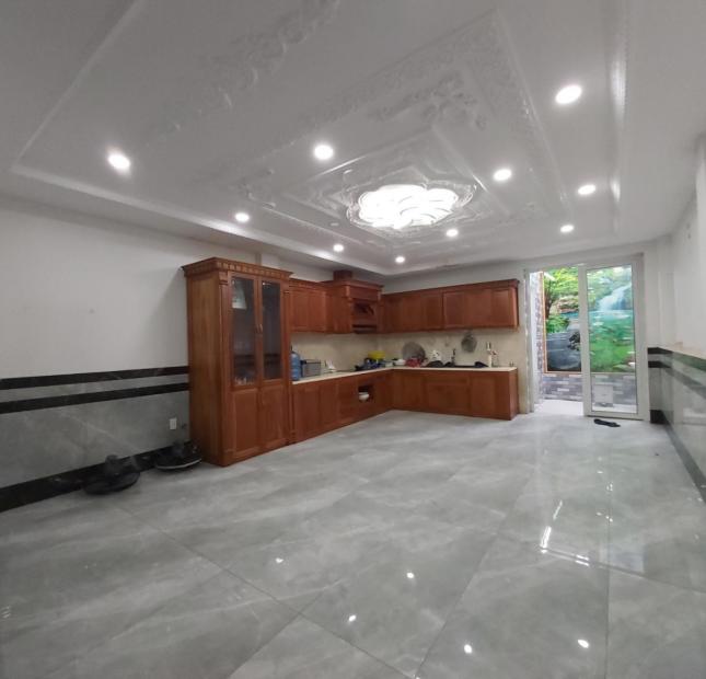 Bán nhà 4 tầng, 112m2, 4PN, nội thất siêu VIP, Nguyễn Ảnh Thủ, Q.12.