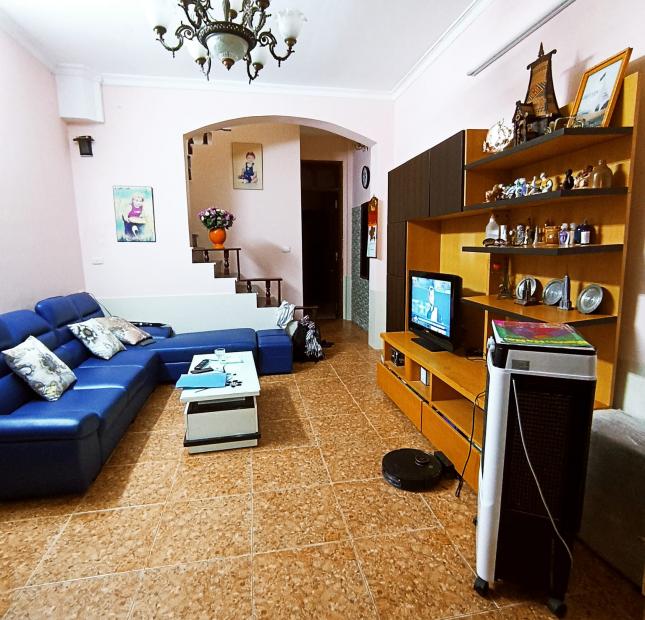 CHÍNH CHỦ BÁN NHÀ NGÕ 72 TÔN THẤT TÙNG, NHÀ MỚI ĐẸP 5 TẦNG 72M2X 7.6 TỶ