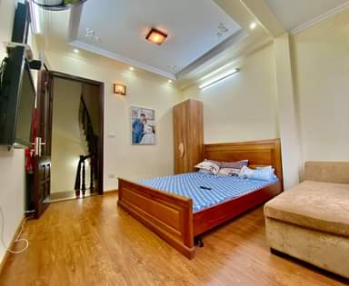 Bán nhà Nguyễn Hoàng Tôn – Tây Hồ DT 45 m2 MT 4m xây 6 tầng giá 9 tỷ