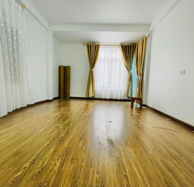 Bán gấp nhà phân lô Tập thể Nhạc Viện, Hào Nam, 60m2x4tầng, 9.9 tỷ