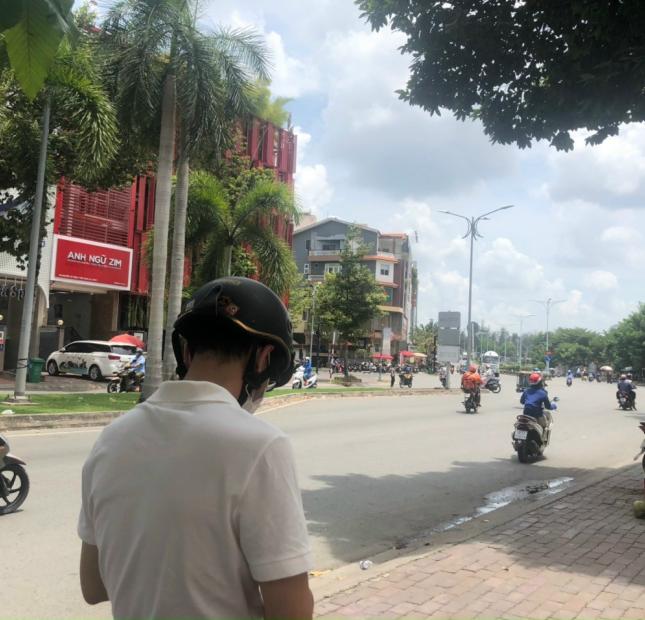 Cần bán nhà mặt tiền Lý Thường Kiệt, Q 10, DT 9 x 20m, 4 tầng, giá bán 73 tỷ