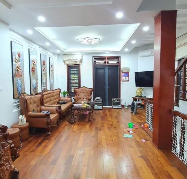 Cần bán nhà Khu vực Tây Hồ Phân Lô, Ô tô tránh Nguyễn Hoàng Tôn 78m2, giá 15 tỷ