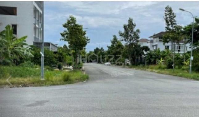 Chủ cần bán gấp đất ở Huỳnh Tấn Phát, Phường Tân Phú, Q7.