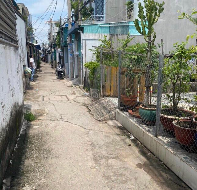 Chủ cần bán gấp đất ở Huỳnh Tấn Phát, Phường Tân Phú, Q7.