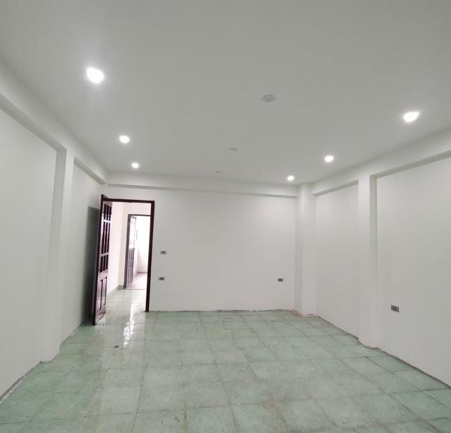 Bán Nhà Tôn Đức Thắng,NGÕ KINH DOANH-BA LÀN Ô TÔ TRÁNH-NHÀ LÔ, 60m2, 16.5 tỷ