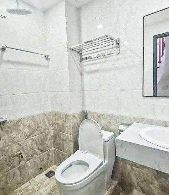 Bán nhà Hồng Tiến 41m, mặt tiền rộng oto vào, 5.35 tỷ 