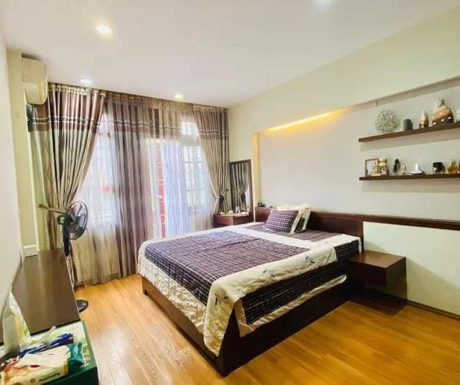 Phân lô, Lô góc, Mới, Nội thất đẹp, Kinh doanh tại Thái Thịnh 60m2x5T, 7.55 tỷ