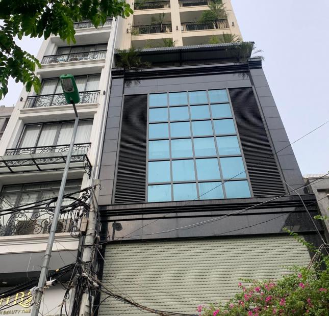 Bán nhà ngõ 97 Văn Cao, Ba Đình, lô góc, ô tô tránh, thang máy, giá 32 tỷ
