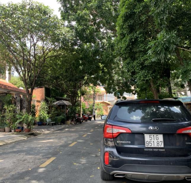 Cần Bán lô đất 203m2 , góc 2 mặt tiền tại Khu HimLam. P. Linh Chiểu