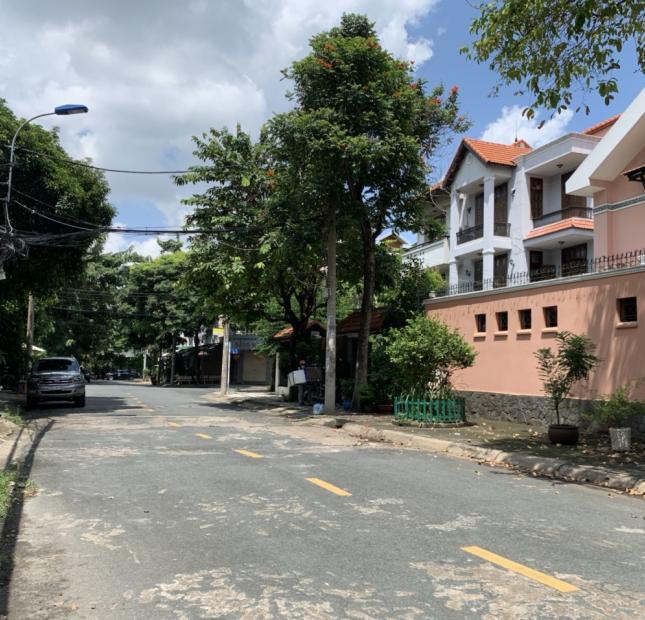 Cần Bán lô đất 203m2 , góc 2 mặt tiền tại Khu HimLam. P. Linh Chiểu