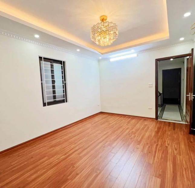 Siêu phẩm Yên Lãng Phân Lô Oto,Lô góc,KINH DOANH,50M2,nhỉnh 8 tỷ