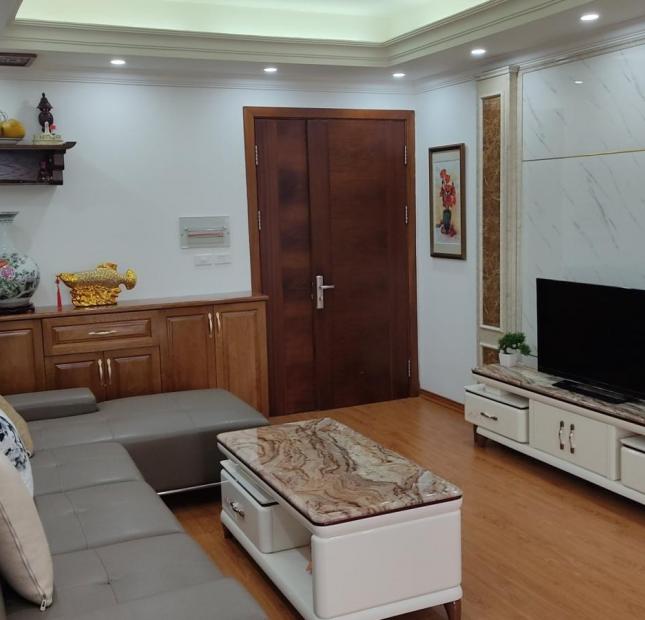 Hot! Bán 219 Trung Kính, Central Field, 68m2, nhà đẹp, 3.25 tỷ. 0975118822.