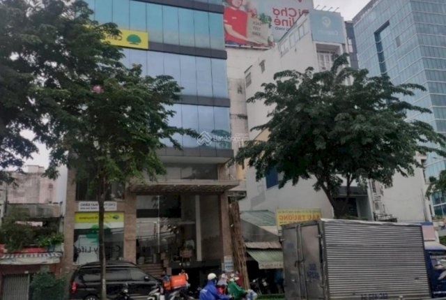 Bán toà nhà văn phòng Bến Vân Đồn, P. 9, Quận 4.