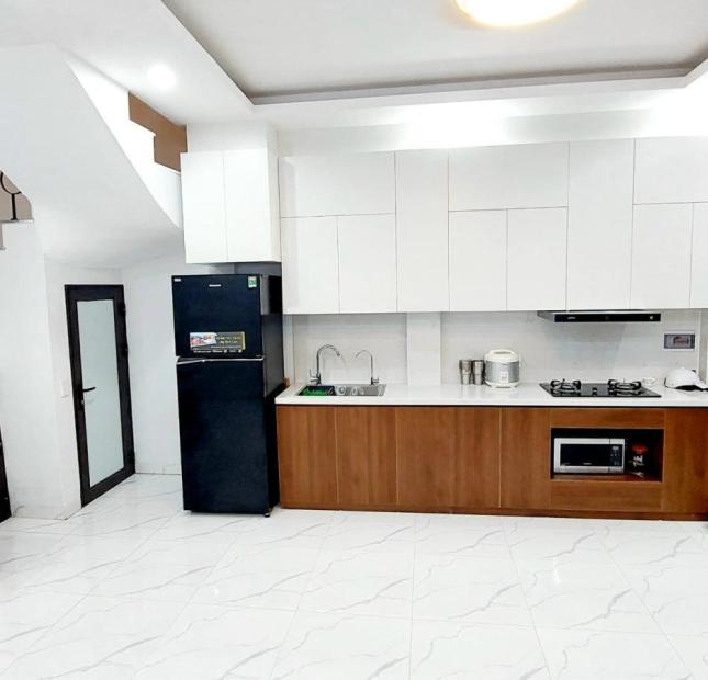 Bán đất Nguyễn Khánh Toàn Cầu Giấy 222m giá 75 tỷ