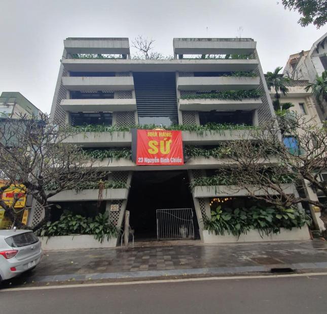 Cho thuê Tòa nhà MP Hồng Tiến - Long Biên, MT 25m, DT 250m2, 6 tầng, Giá : 180 tr/tháng.