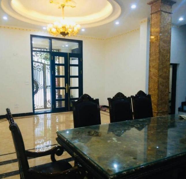 Dễ dàng sở hữu nhà trung tâm Đống Đa, oto vào nhà, thang máy,7 tầng