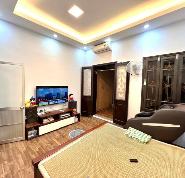 NHÀ ĐẸP ĐỘI CẤN- BA ĐÌNH- 38M*4T*MT 4,5M-  Ở SƯỚNG - 3 BƯỚC RA PHỐ PHỐ - NGÕ THÔNG - NHÀ ĐẸP .